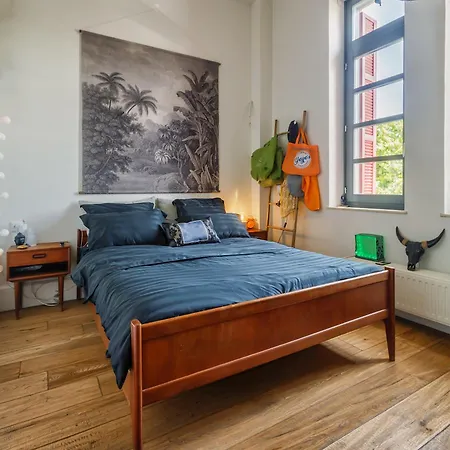 Newwwww Thisseion Lofts George Apartment