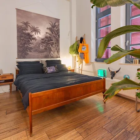 Newwwww Thisseion Lofts George