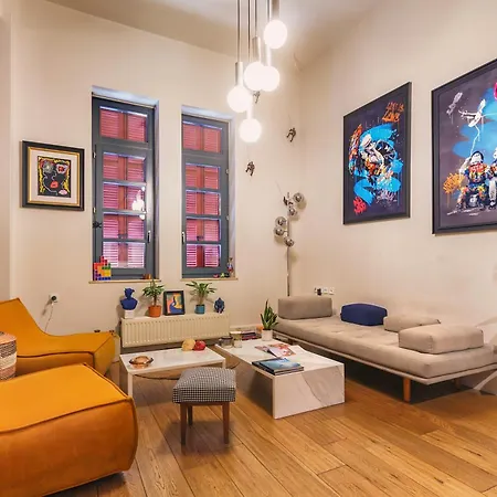 Newwwww Thisseion Lofts George